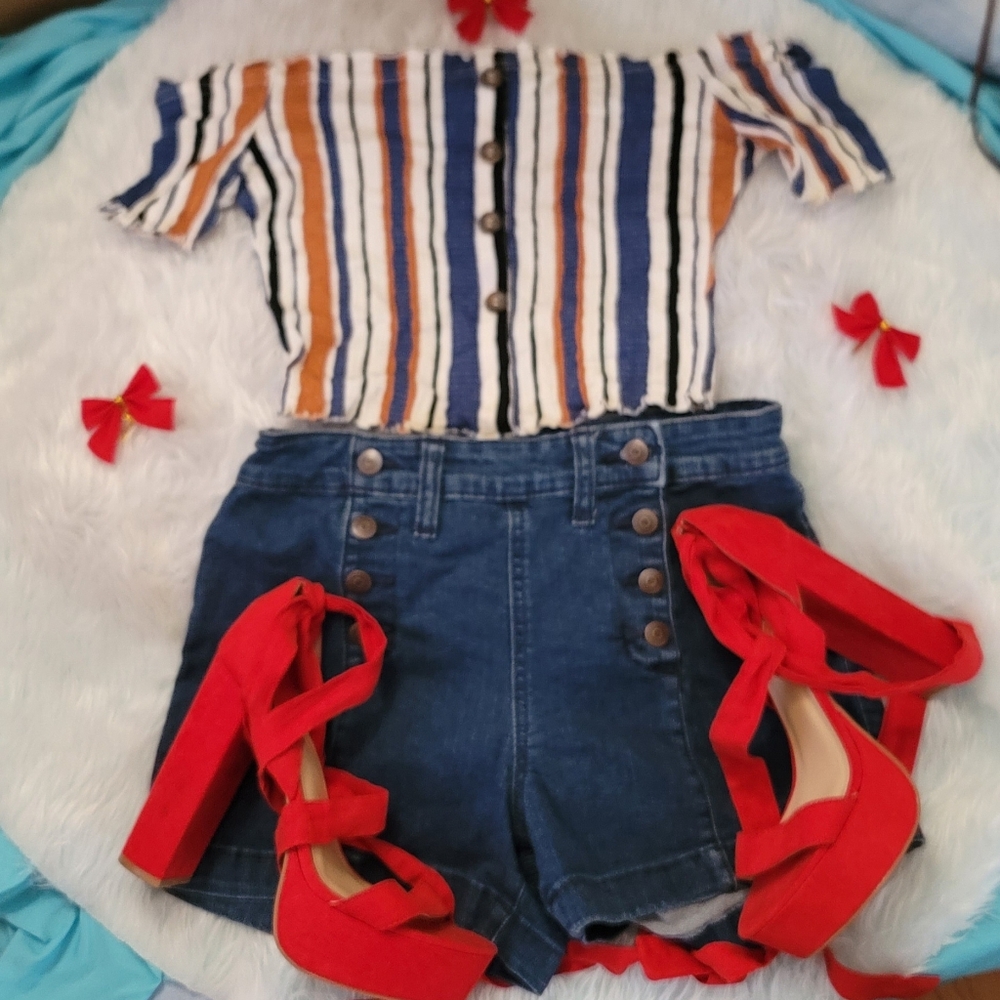 NOBO High Rise Shorts - Picture 2 of 5
